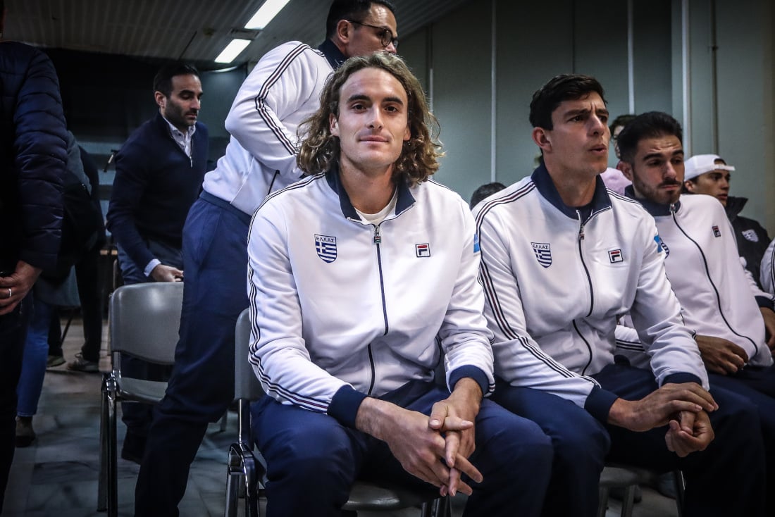 tsitsipas davis 2