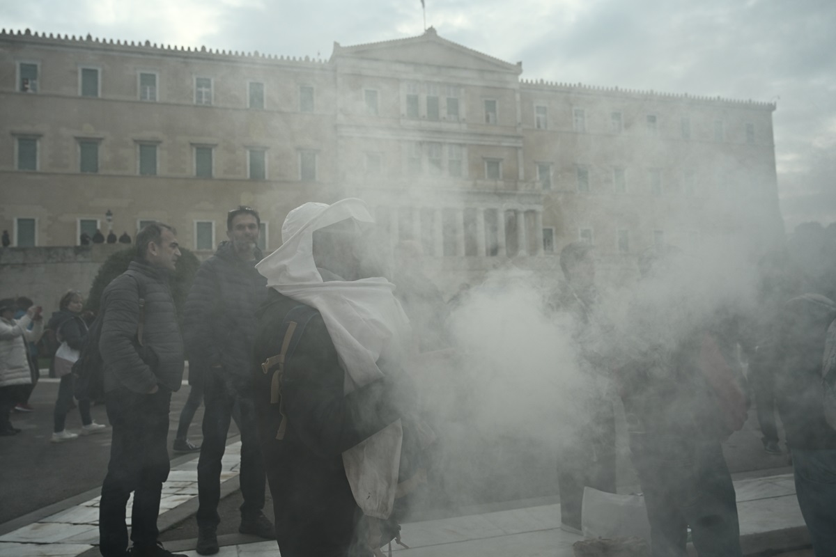 syntagma melissokomoi 220224 (4)