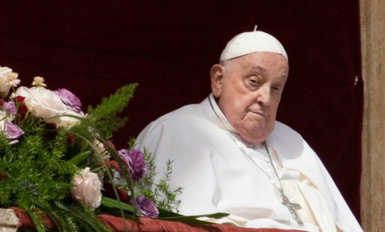 Συνωμοσία-για-να-ρίξουν-τον-πάπα-Φραγκίσκο-έστηναν-ο-Τζέφρι-Επστάιν-και-ο-Στιβ-Μπάνον