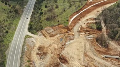 video:-Που-γίνονται-τα-απίστευτα-έργα-πάνω-στον-γκρεμό;