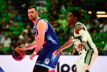 Ο-Μάντζαρης-ανανέωσε-με-τη-Μύκονο-για-ακόμα-έναν-χρόνο