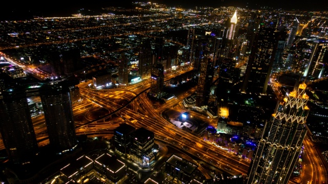 Φωτιά-στους-emirates-financial-towers-στο-Ντουμπάι