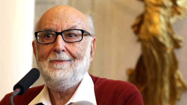 Πέθανε-ο-νομπελίστας-Φρανσουά-Ανγκλέρ,-ο-«πατέρας»-της-θεωρίας-για-το-μποζόνιο-Χιγκς