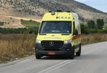 Λουόμενοι-έσωσαν-30χρονο-τουρίστα-που-πάλευε-με-τα-κύματα-στην-Κρήτη