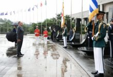 Κορέα:-Ο-Γεραπετρίτης-κατέθεσε-στεφάνι-προς-τιμήν-των-μελών-της-Ελληνικής-Εκστρατευτικής-Δύναμης
