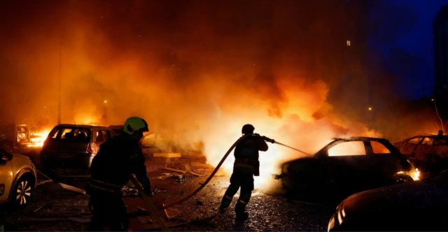Συναγερμός-στο-Κίεβο:-Ισχυρές-εκρήξεις-μετά-από-προειδοποίηση-για-ρωσική-πυραυλική-επίθεση