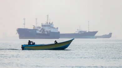 Ιράν:-Δεν-εξετάζουμε-επί-του-παρόντος-την-επιβολή-τελών-διέλευσης-από-τα-Στενά-του-Ορμούζ