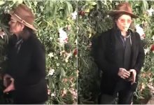 Βίντεο:-Ο-Τζόνι-Ντεπ-δάγκωσε-φύλλο-από-διακοσμητικά-φυτά,-ενώ-πόζαρε-για-φωτογραφίες